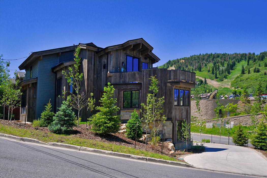 Shuffle through the snow to everything, this luxury home in Old Town Park City all is within walking distance from downtown restaurants, clubs, theater and the Park City Mountain Resort Town Lift. 