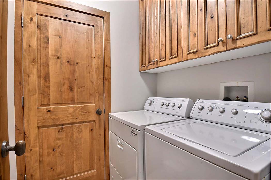 Laundry is super easy with these large, full sized washer and dryer.