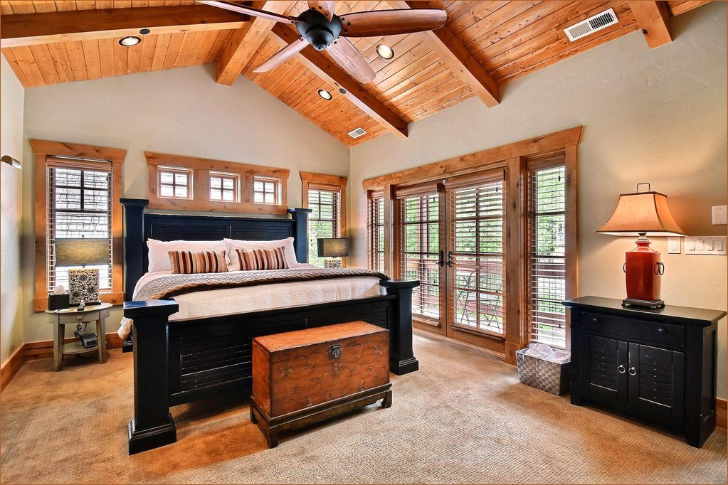 Spacious master bedroom with king bed, and ensuite bathroom.